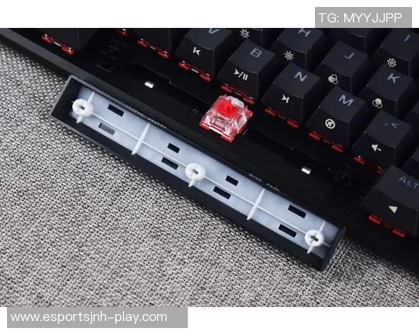 电竞比分与和平精英装备选购指南推荐最佳键盘助你轻松取胜